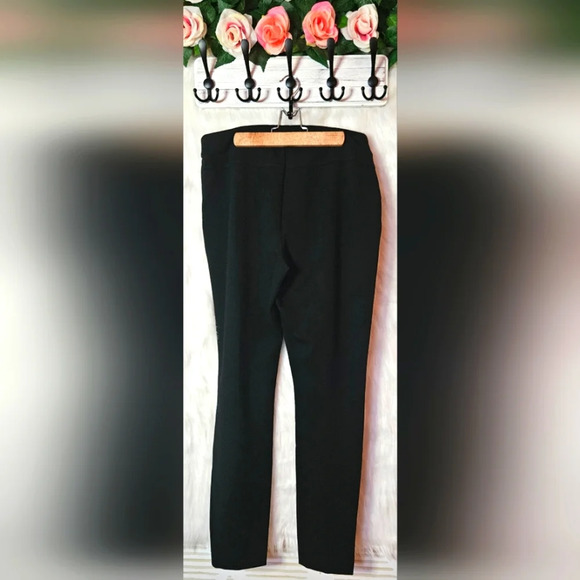 Reitmans Classic Slimming Pinstripe Feature Slacks - Picture 4 of 7